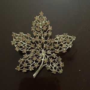 Vintage Maple Leaf Pin